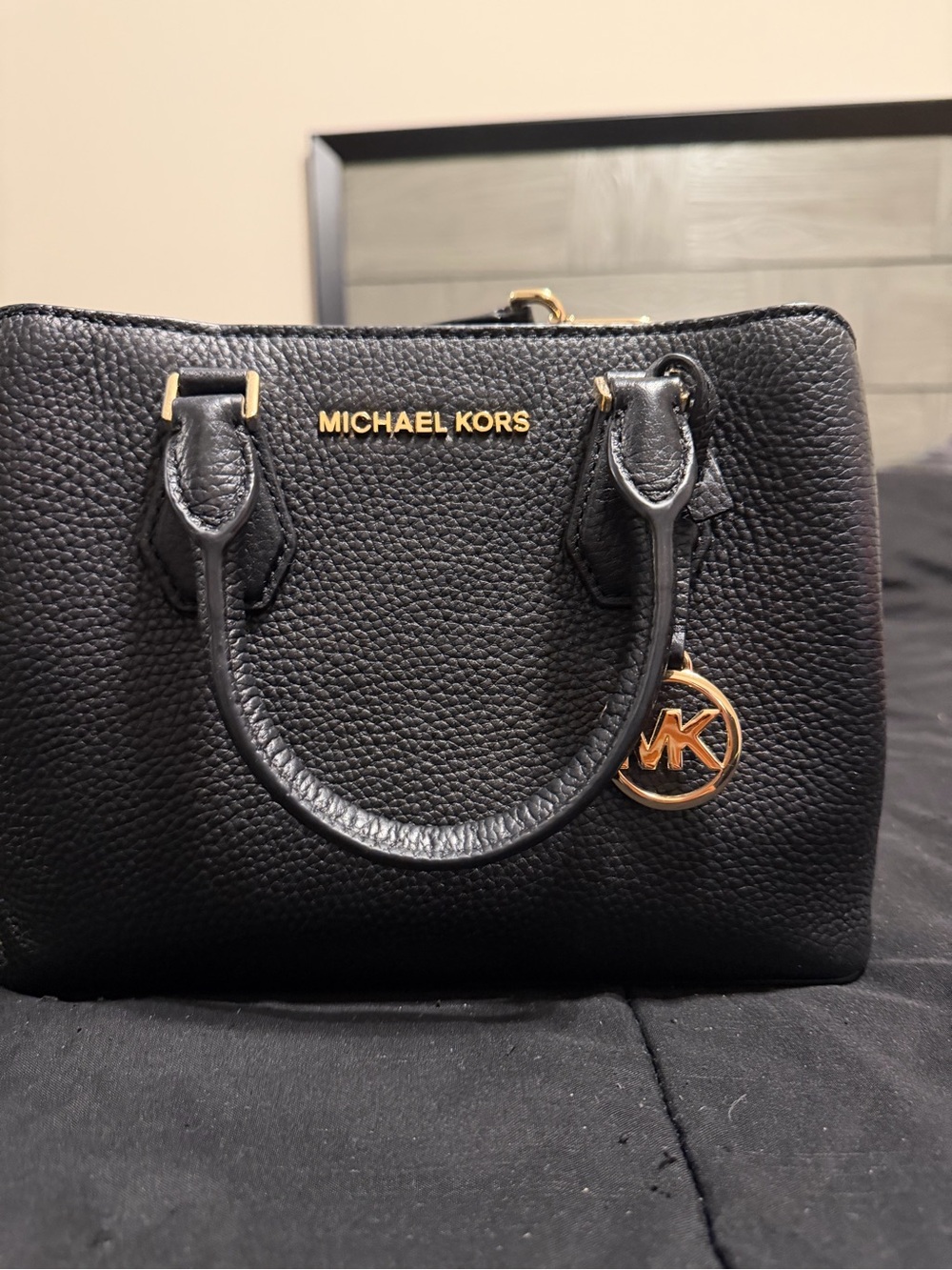 Black Micheal Kors Bag - Picture 4 of 12